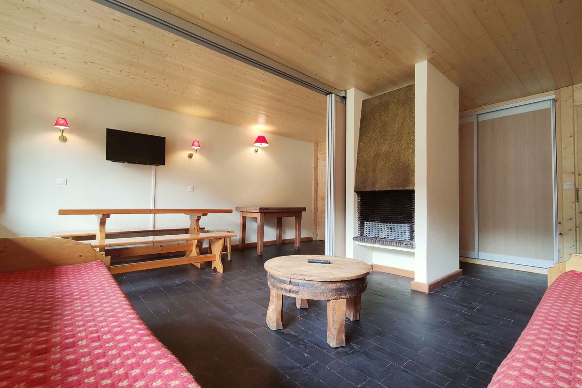 Grand Appartement exposé sud · Pied des pistes · Balcon - Résidence nanda devi