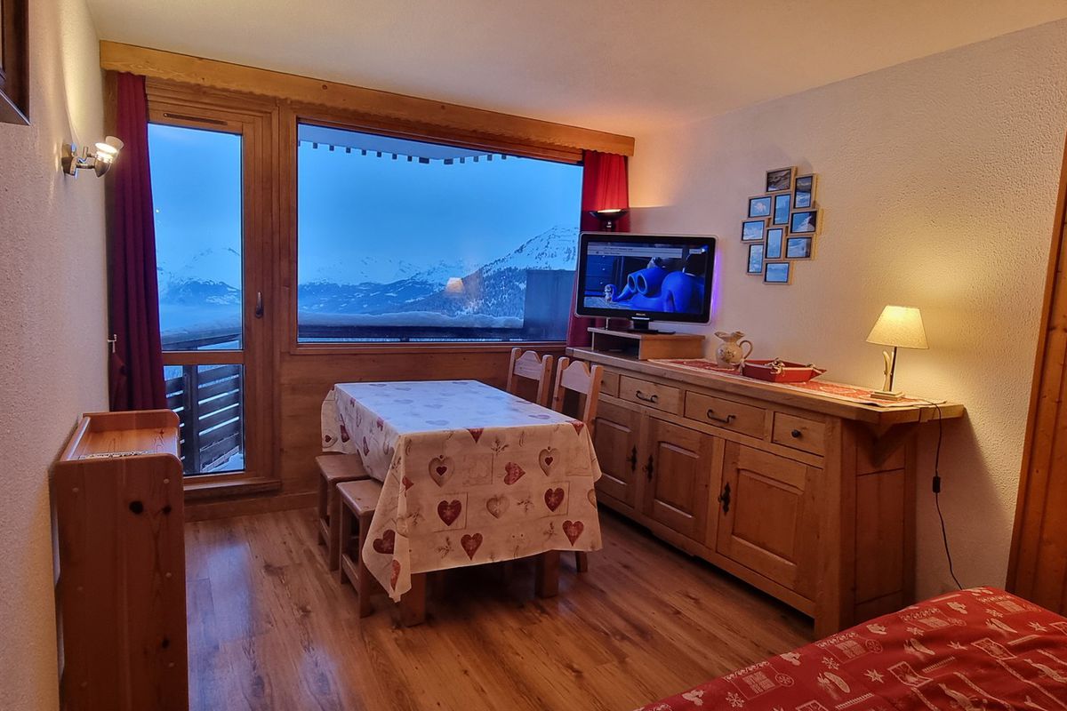 Studio chaleureux · Accès direct aux pistes · Vue Mont Blanc - Le paquebot des neiges