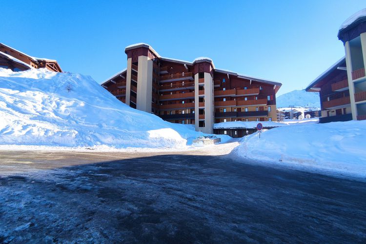 Appartement agréable · Au centre de la station · Au pied des pistes - Résidence mont soleil b