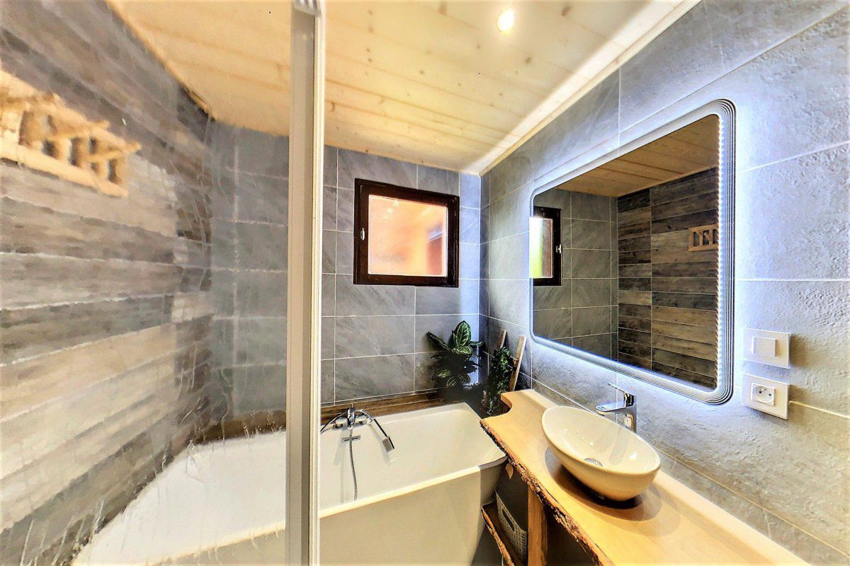 Chalet spacieux · Tout confort · Billard - Chalet genepy