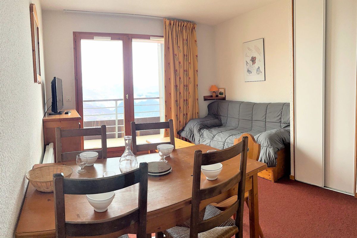 Appartement confortable · Skis aux pieds · Balcon - Residence les pistes