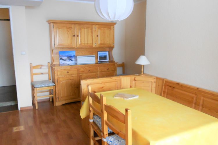 APPARTEMENT 3 PIECES 7 PERSONNES PISTES