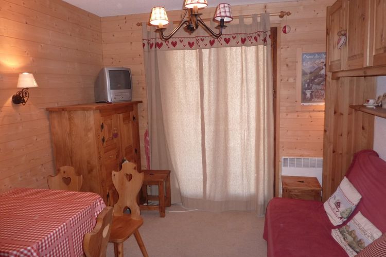 APPARTEMENT SUR LES PISTES  - Mont blanc soleil b