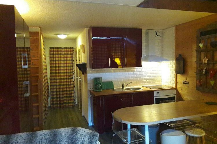 APPARTEMENT SUR LES PISTES  - Ski sun