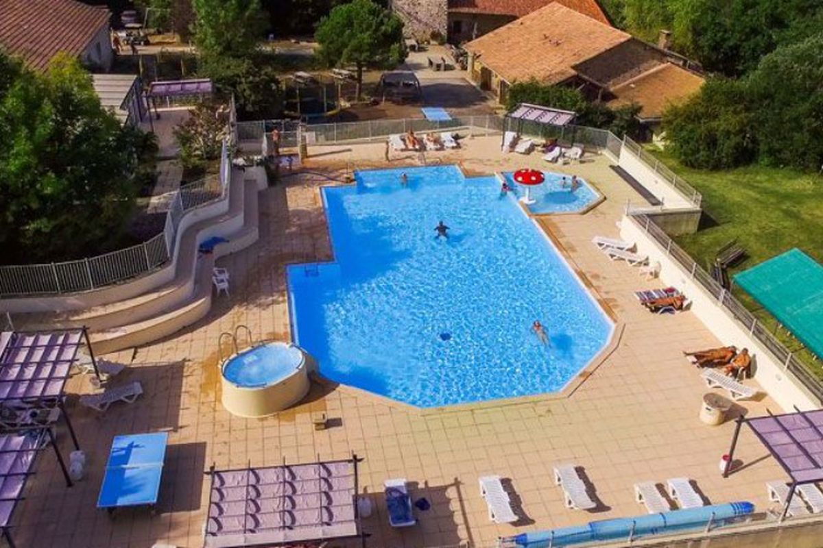 Camping Centre De Vacances Naturiste Le Colombier