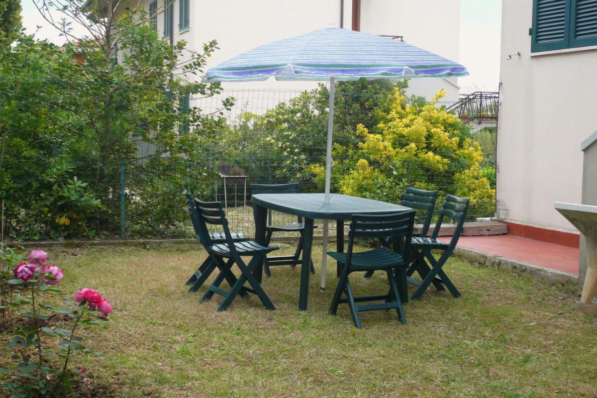 Appartement Wohnung mit Garten, Grill und Terrasse