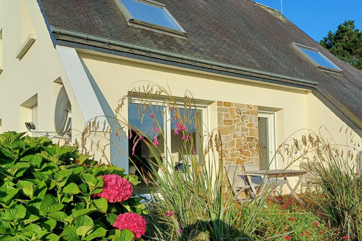 Maison Komforthaus mit Traumgarten und Meerblick