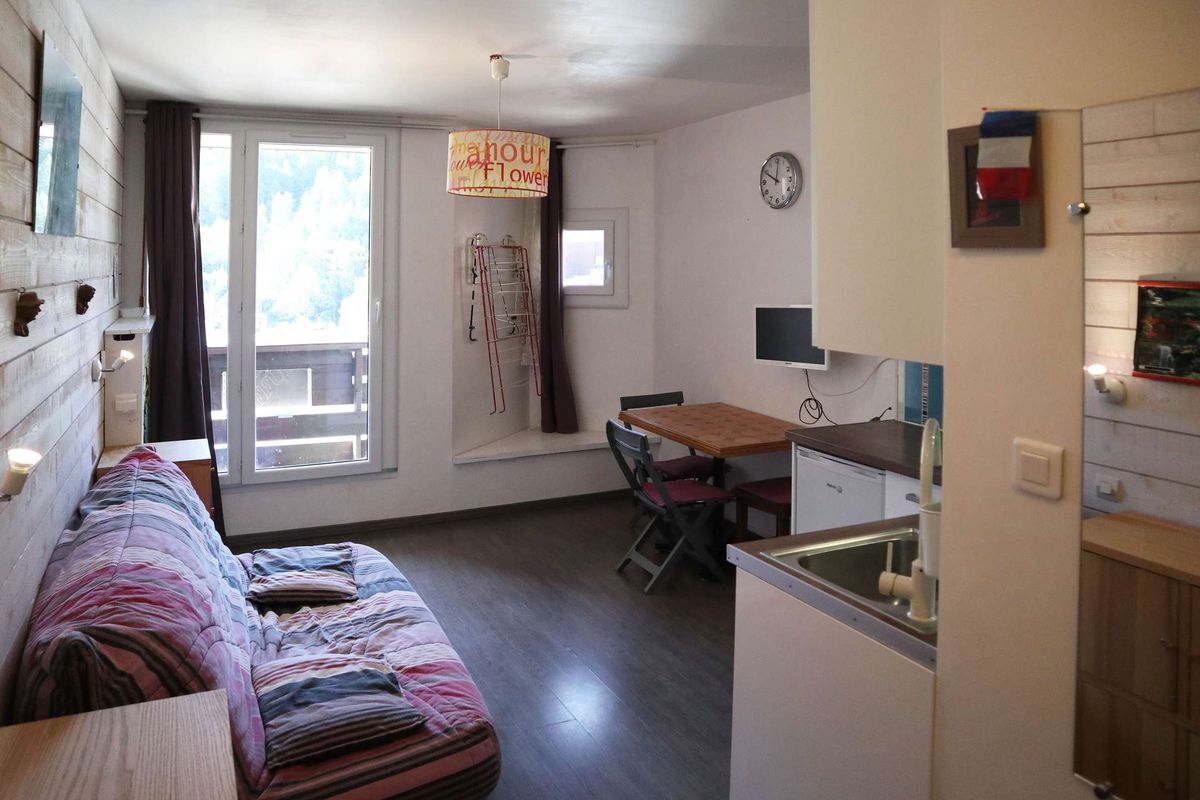 Studio 2 personnes superbe vue pistes - Le boussolenc