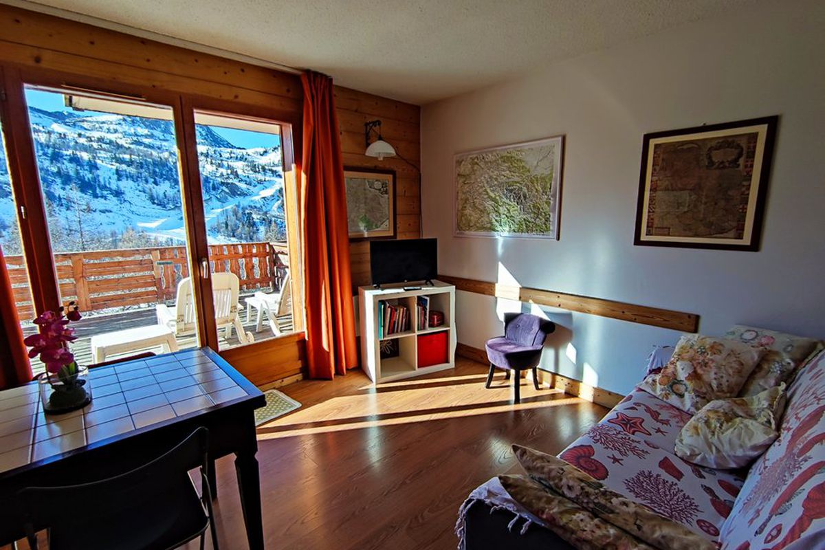 CHARMANT 2 PIECES HAUTEURS STATION - Mercantour 301