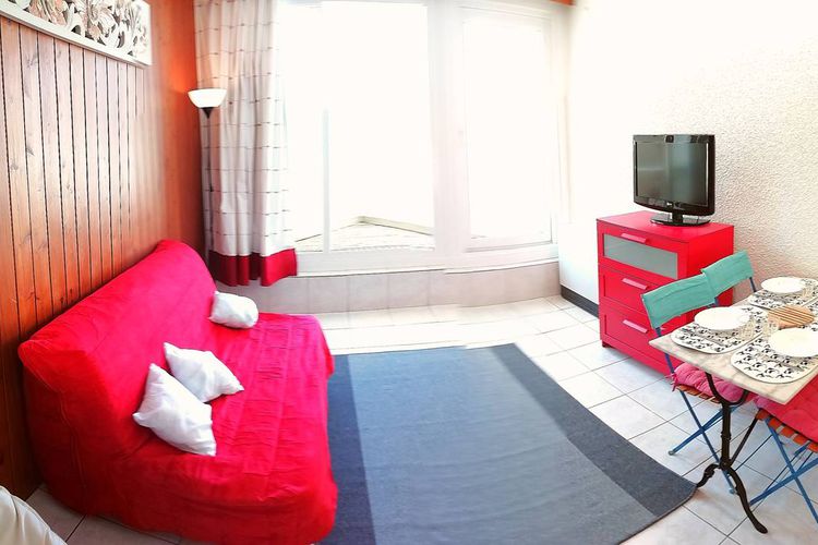 Studio très lumineux plein sud à côté du télécabine - St pierre b9