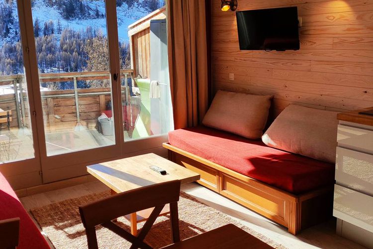 Appartement entièrement rénové vue dégagée - Terrasses d'azur 507