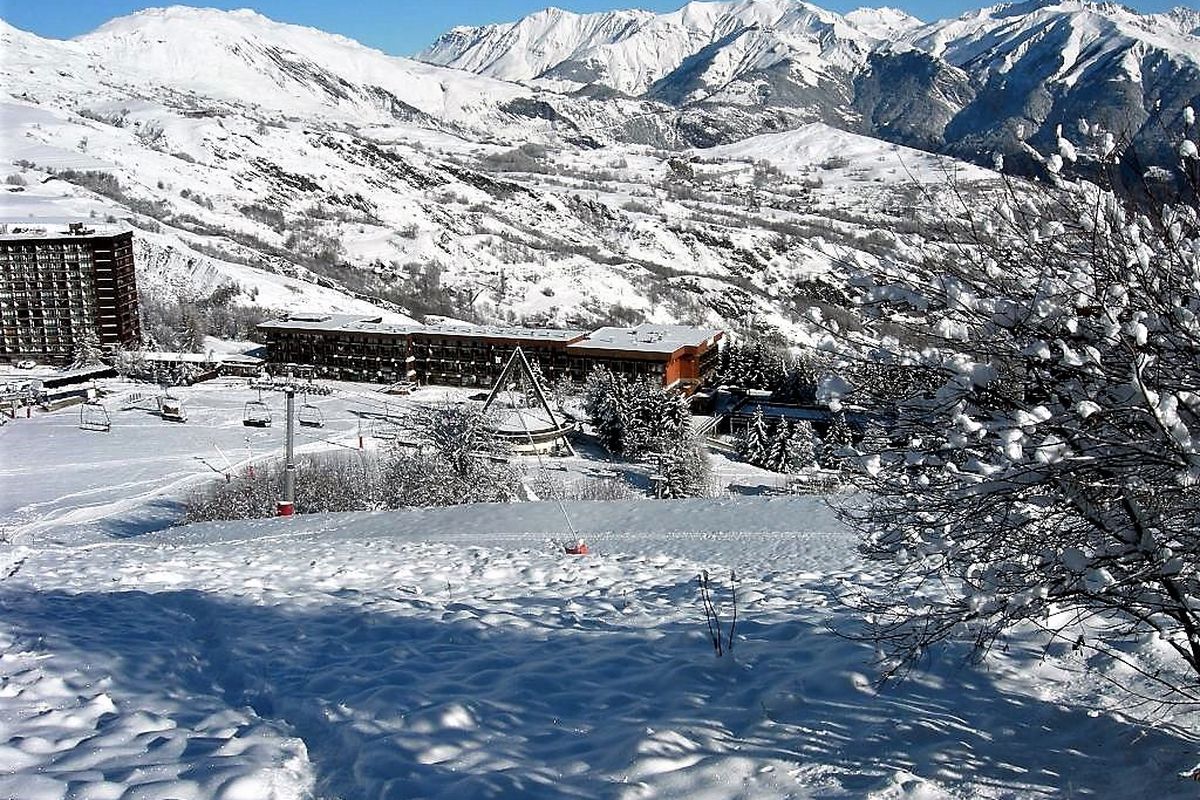 Studio agréable ·  Front de neige · Vue vallée - Residence apollo