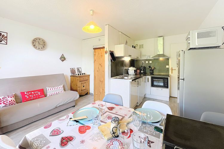 Studio cabine rénové · Skis aux pieds  · Balcon  - Residence vostok