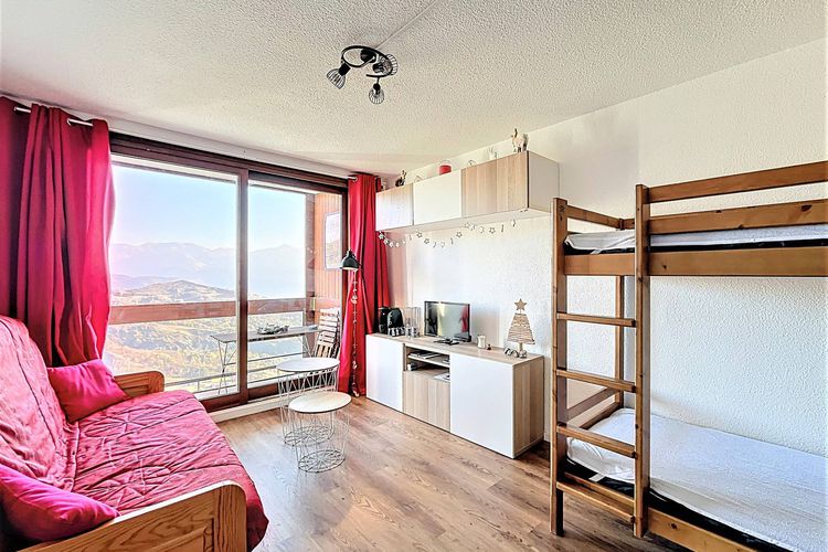 Studio rénové · Pied des pistes · WIFI gratuit - Residence soyouz