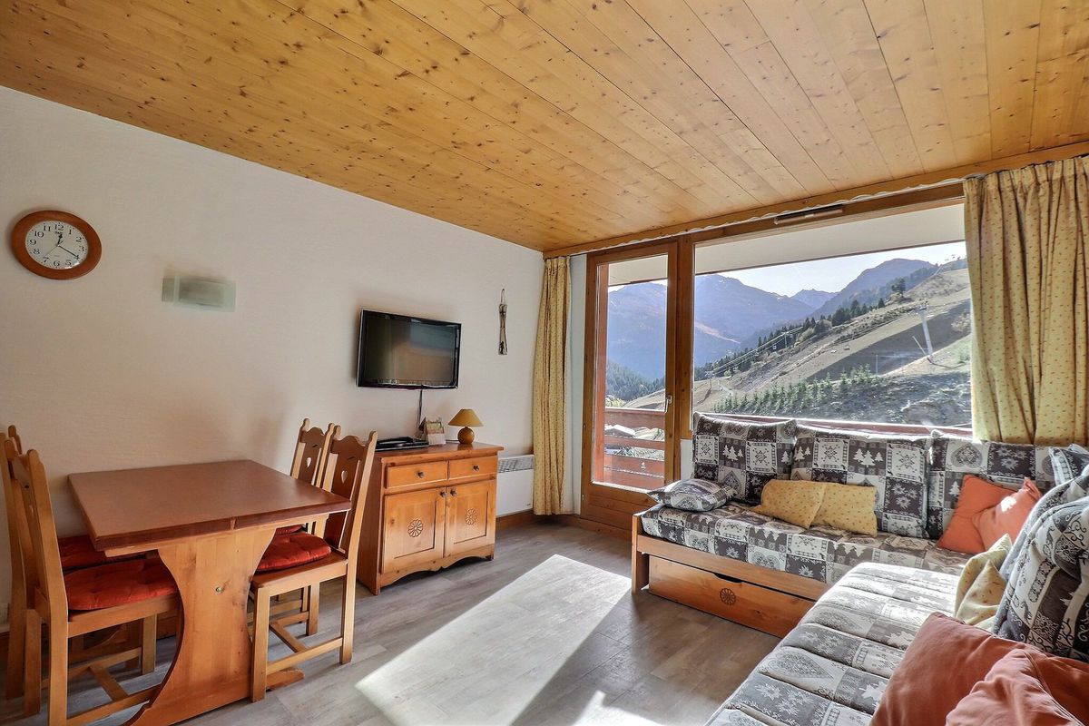 VUE SUR LES PISTES, ETAGE ELEVE - LABEL MERIBEL 