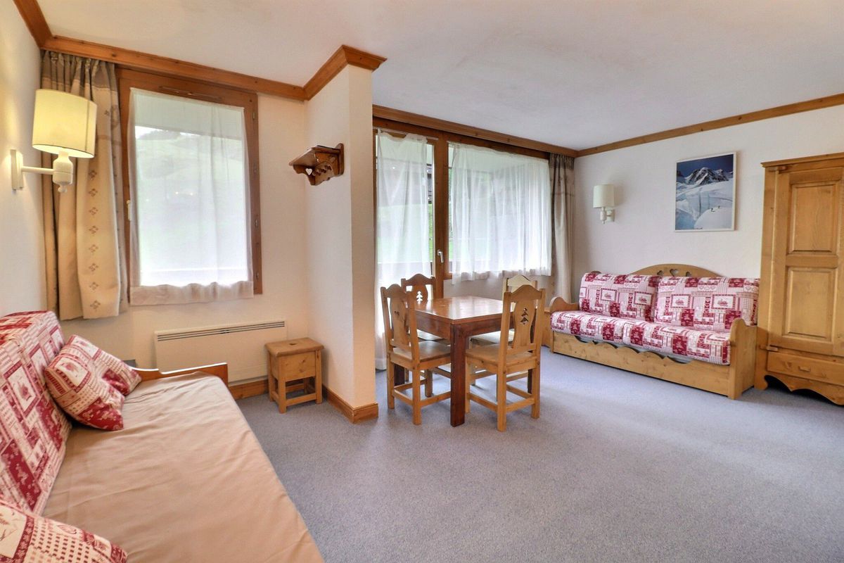 STUDIO PLEIN SUD, SKIS AUX PIEDS