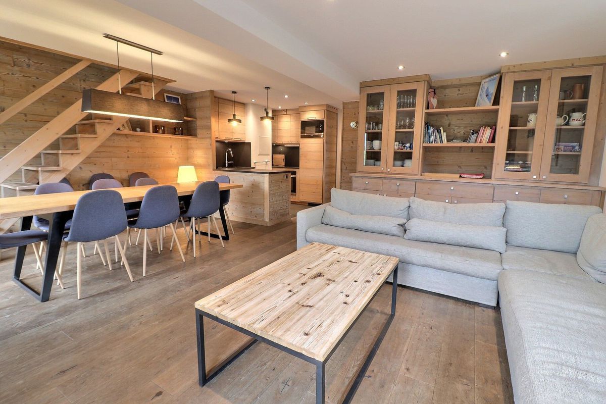 SUPERBE 5 PIECES DUPLEX SUR LES PISTES AVEC UNE VUE MAGNIFIQUE