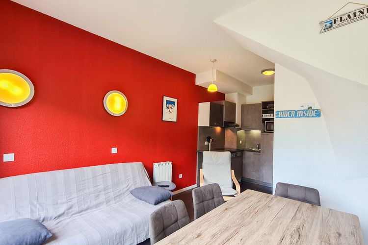 Appartement confortable · Au pied des pistes · Piscine · Spa · Parking