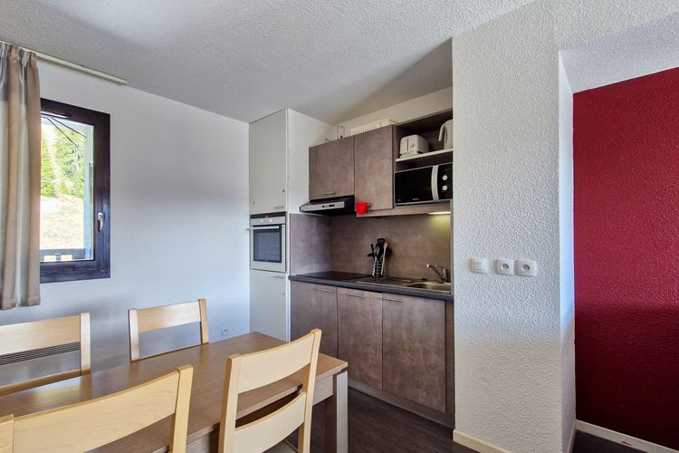 Appartement confortable · Au pied des pistes · Piscine · Spa · Parking inclus