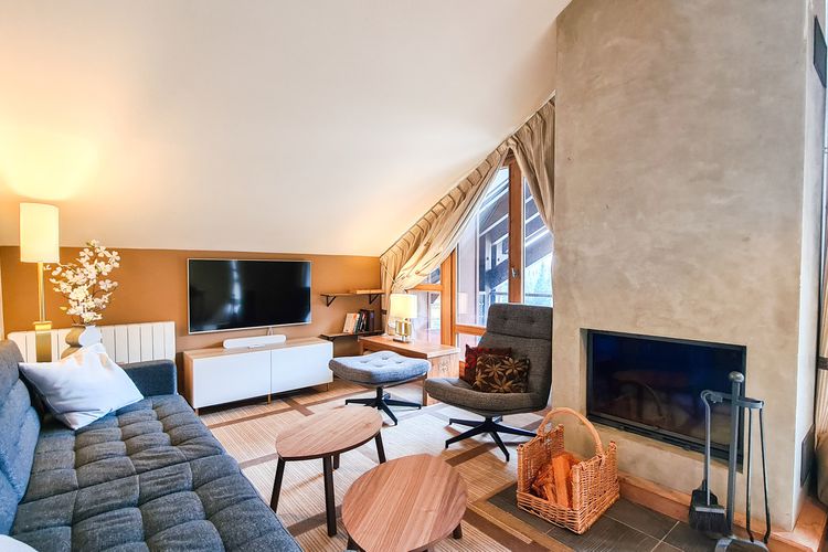 Appartement confortable · Accès direct aux pistes · Piscine · Spa · WIFI gratuit et illimité 