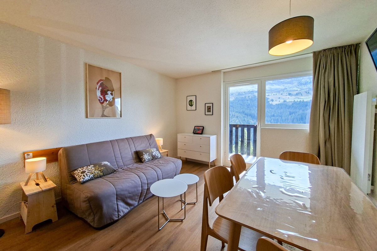 Studio confortable · Centre station · Balcon