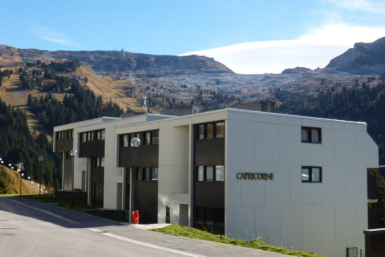 Appartement entièrement rénové · Au pied des pistes · Balcon