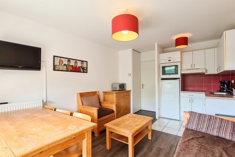 Appartement lumineux · Centre station · Balcon · Parking couvert