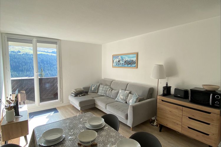 Appartement rénové · Centre station · Balcon · WIFI gratuit