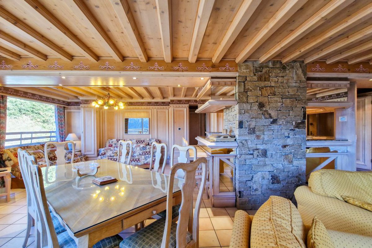 Appartement spacieux · Centre station · Sauna · WIFI gratuit et illimité