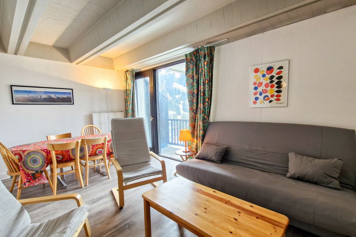Appartement spacieux · Départ et retour ski aux pieds · Balcon