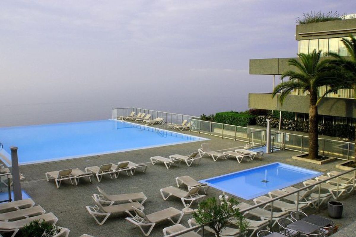 Appartement mit Pool Infinity