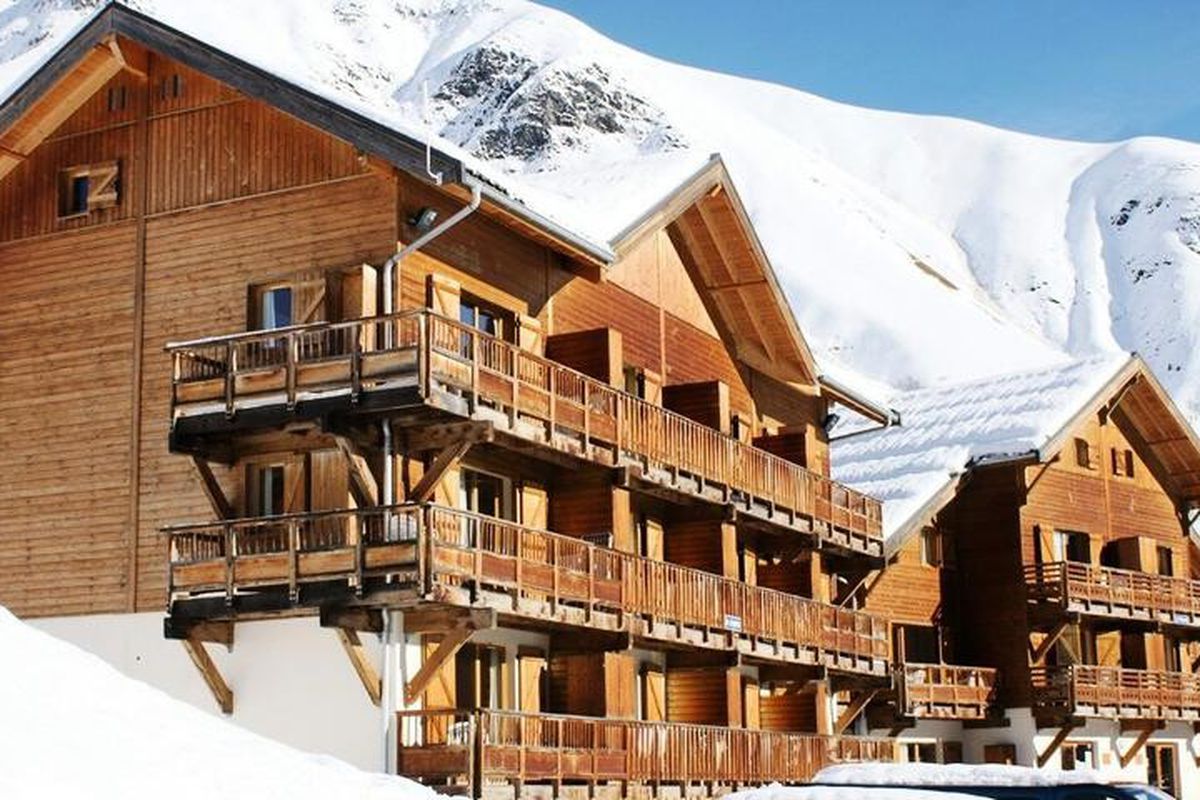 Appartement exposé plein sud, face aux montagnes