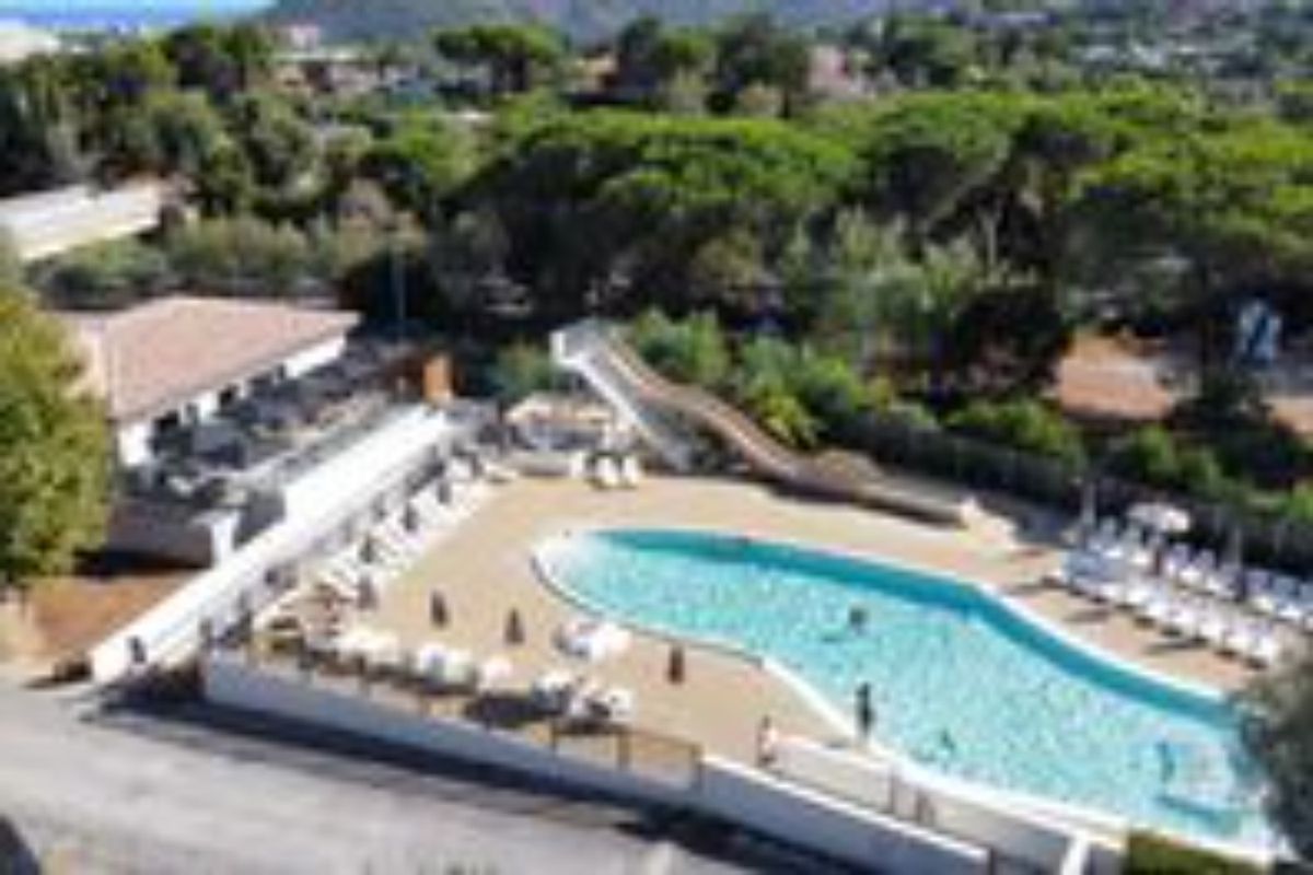 Camping La Provençale