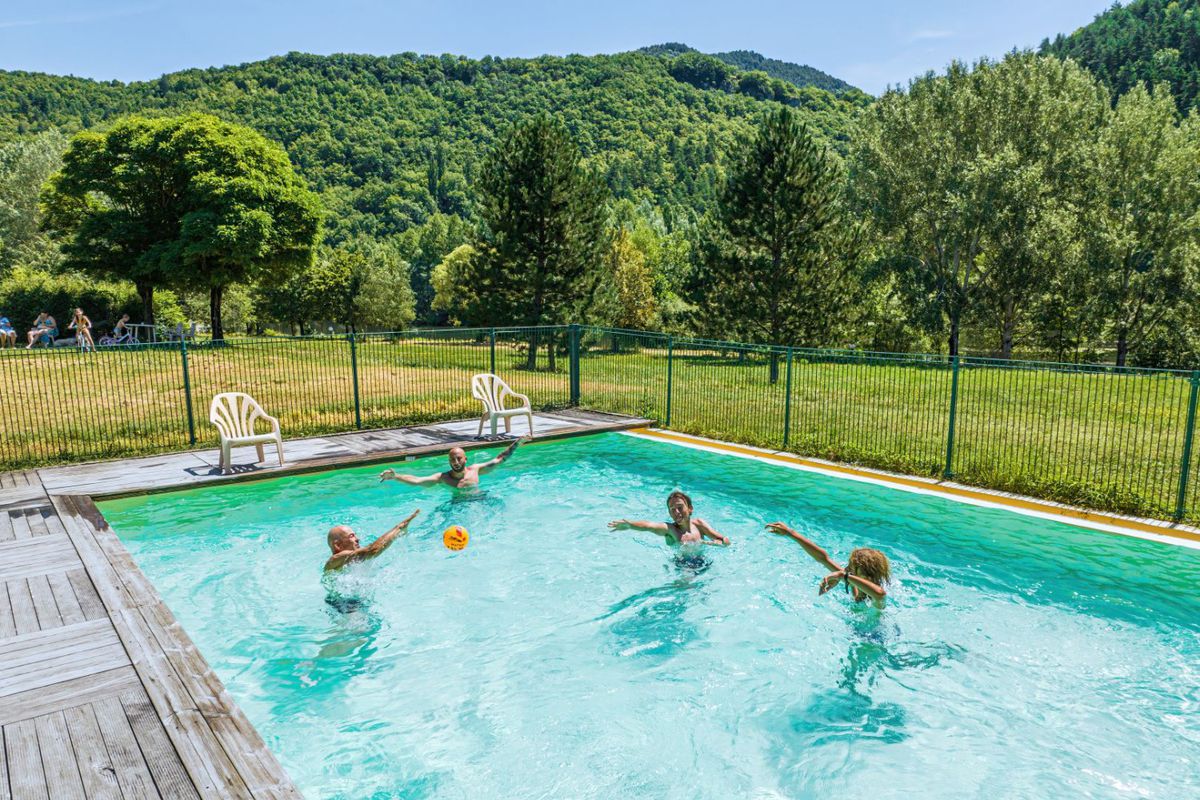 Camping Les Chalets de Booz