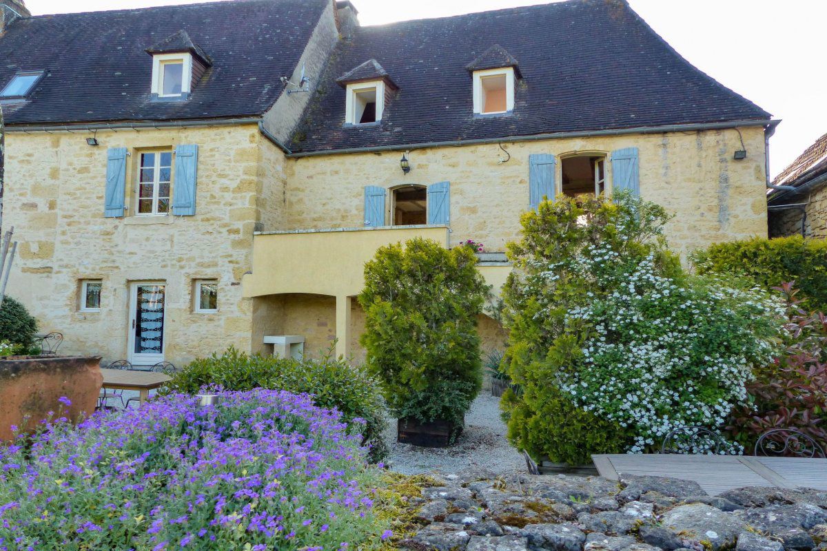 Maison les Milandes in Sainte-Mondane