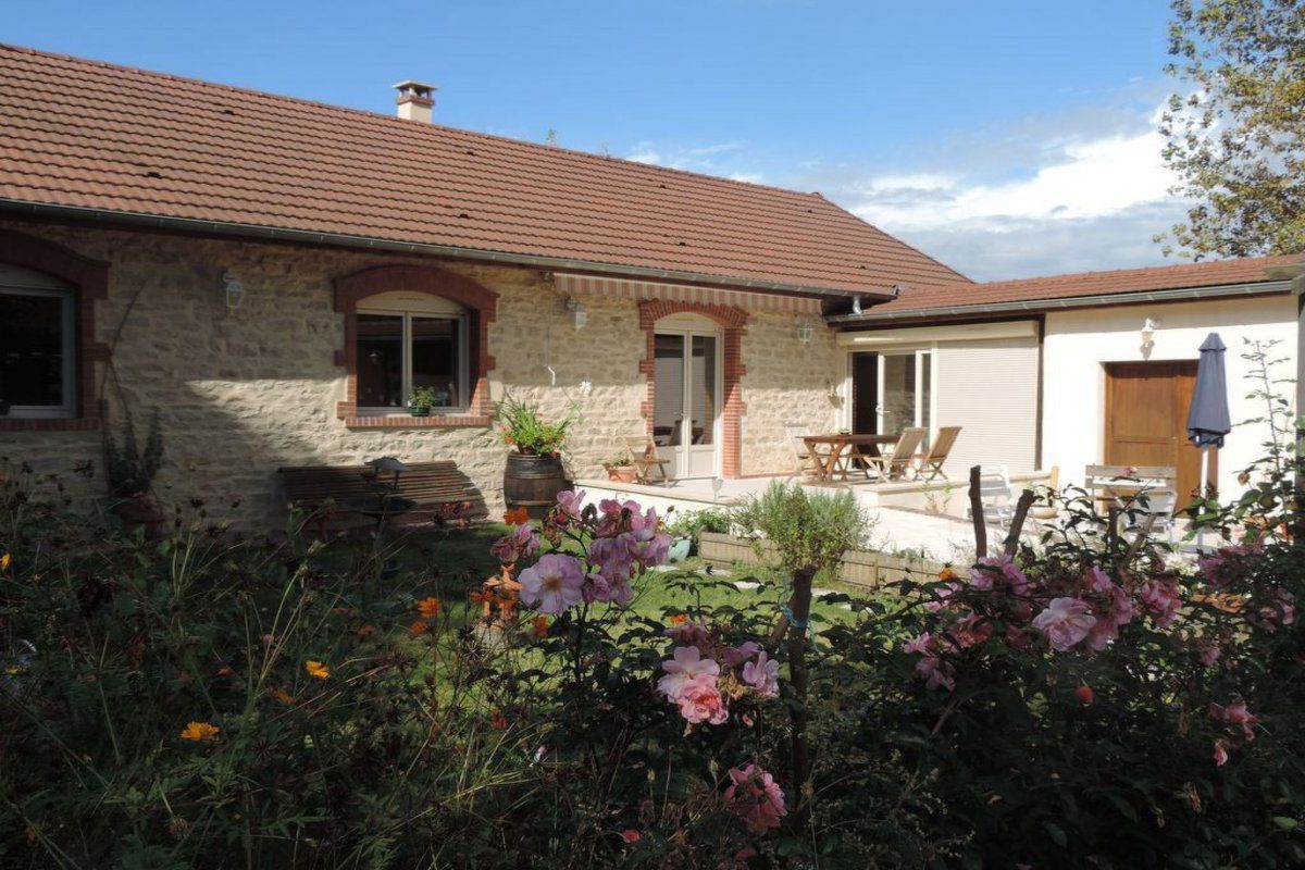 Maison Villa Roland in Burgund 125m2 4 Sterne
