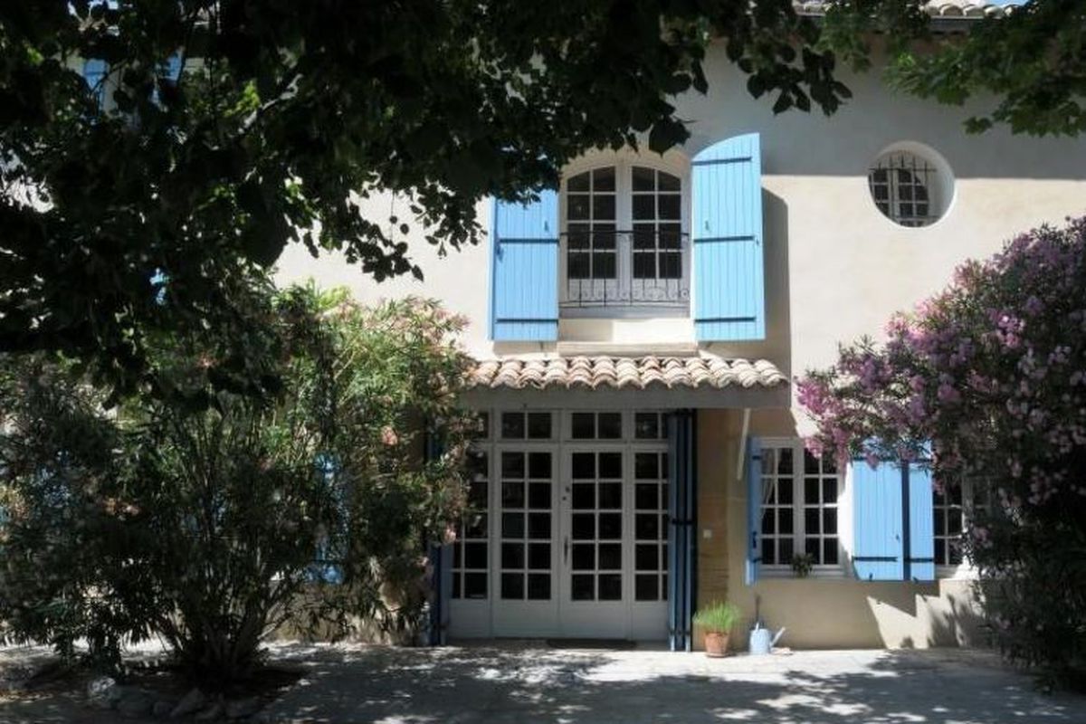 Maison Bauernhaus mit Garten und Pool mit Bergblick
