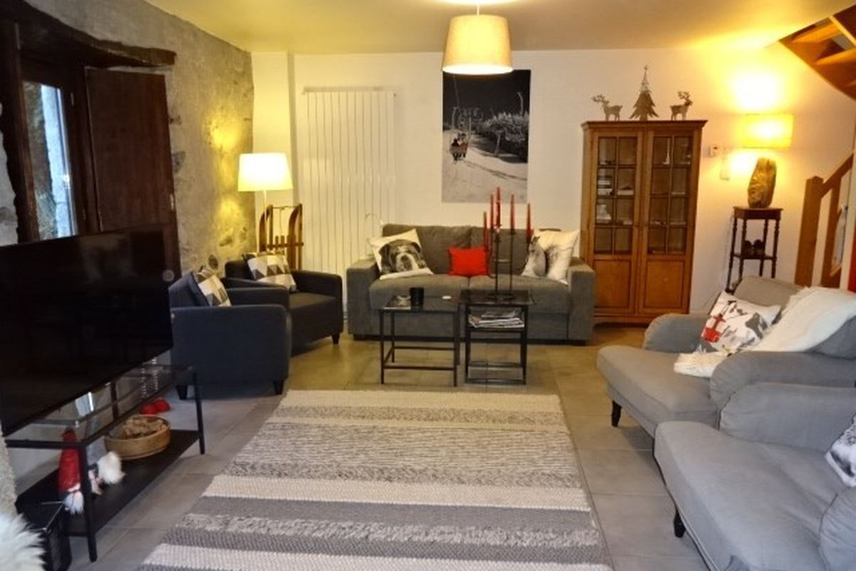 Maison 10 personnes village de GUCHEN - Maison mitoyenne