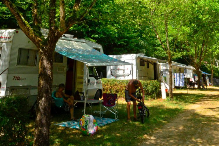 camping-les-terrasses-du-lac_1580128295_xl