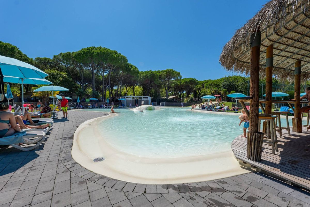 Camping Malibu Beach