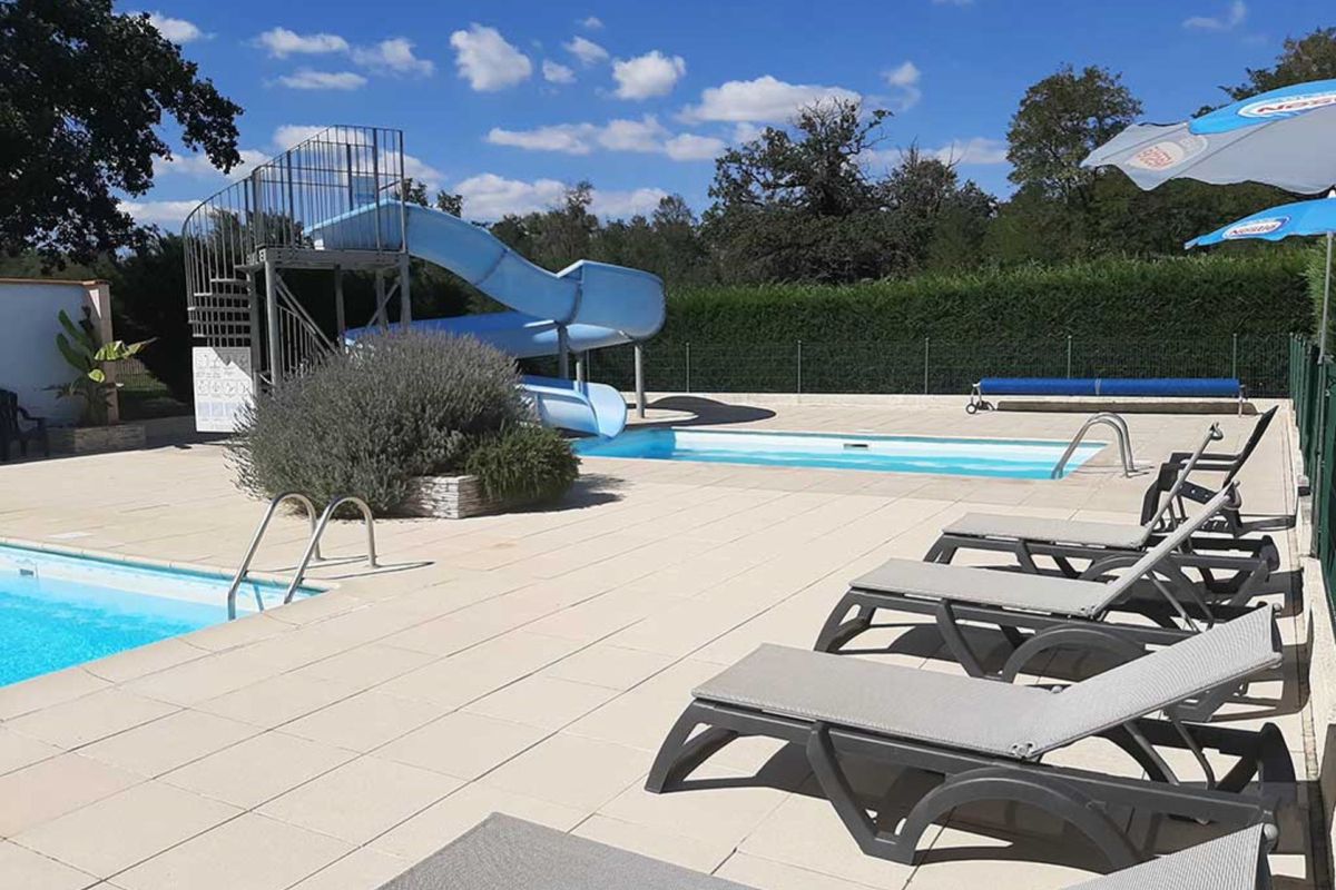 Camping Les Loges - Puy-de-Dôme