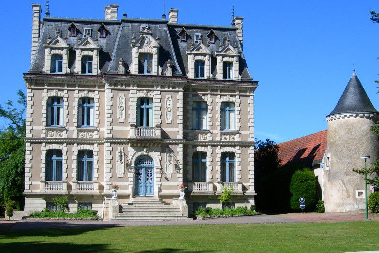 Camping Château de la Rolandière 