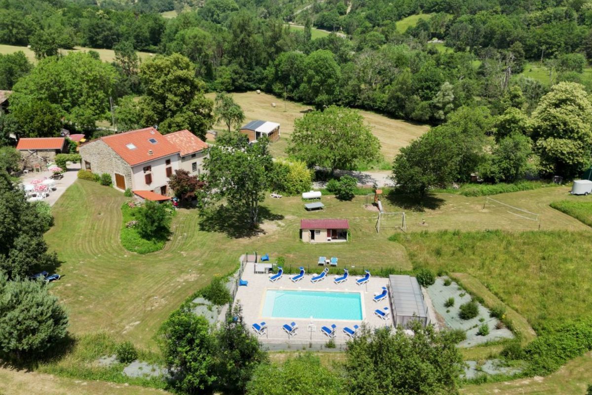 Camping Naturiste Millefleurs 