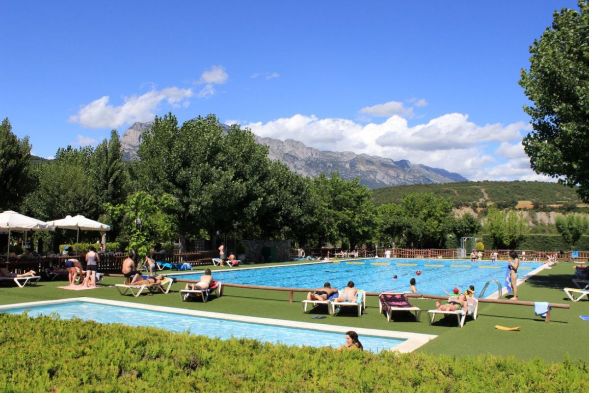 Camping Peña Montanesa 