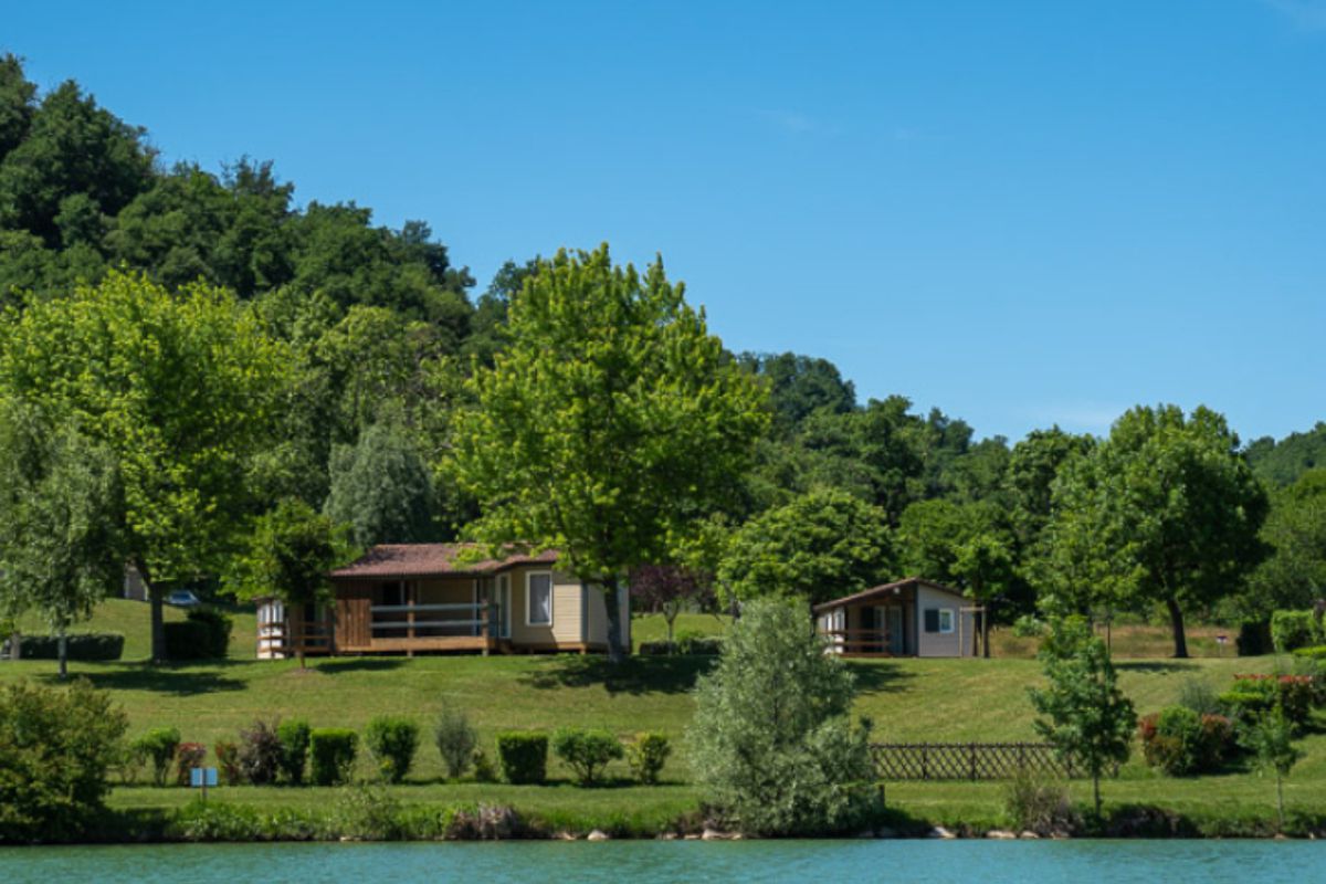 Domaine Du Lac De Champos