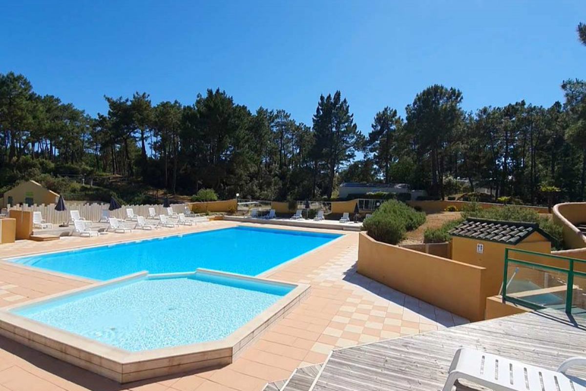 Domaine Des Pins