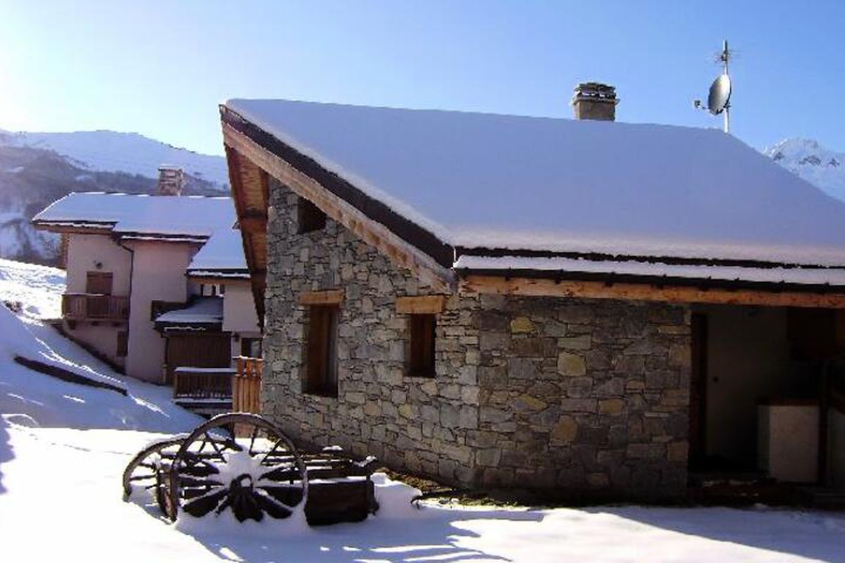 Chalet Des Encombres