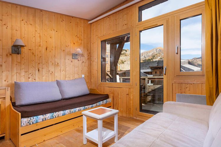 3 Pièces 6 Personnes