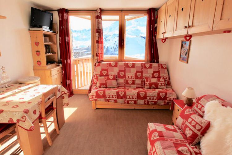 1 Pièce 4 Personnes