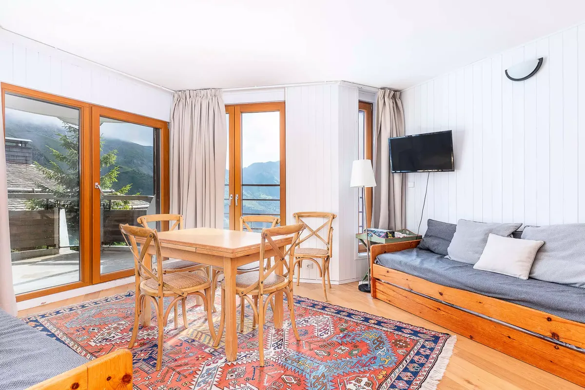 3 Pièces 6 Personnes